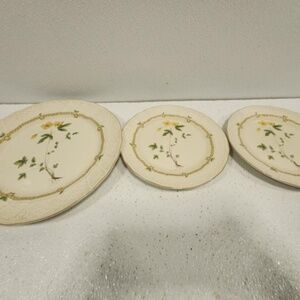 Mikasa Japan Plates Set of 3 Fine Ivory-Royalty Pattern Vtg-Home Dining Kitchen